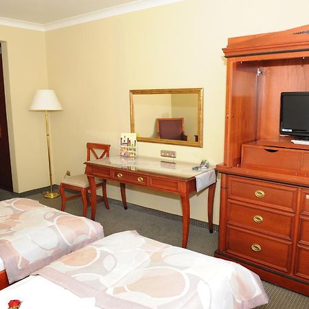 Hotel Czardasz Koziegłowy エクステリア 写真