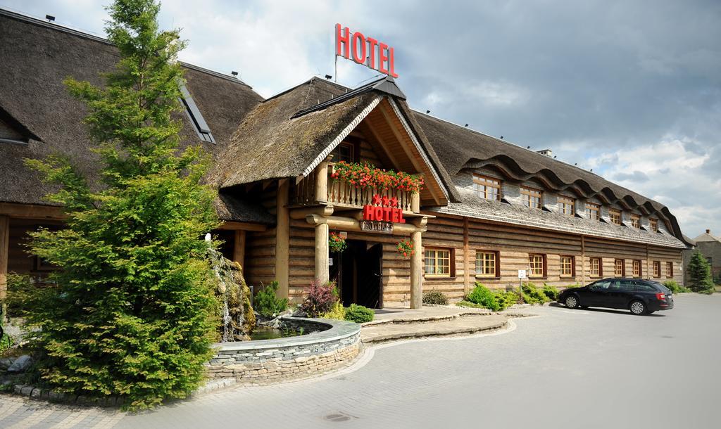 Hotel Czardasz Koziegłowy エクステリア 写真