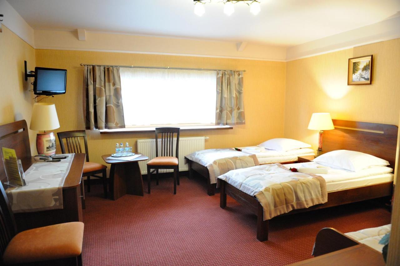 Hotel Czardasz Koziegłowy エクステリア 写真